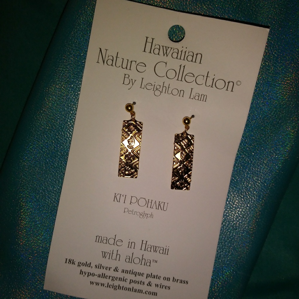 💥 SOLD 💥 Authentic Hawaiian Earrings